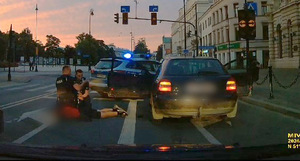 policjanci zatrzymali pijanego kierowcę