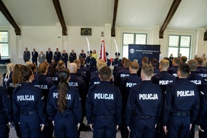 uczestnicy uroczystego ślubowania