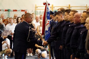 uczestnicy uroczystego ślubowania