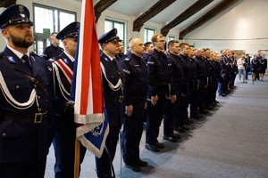 uczestnicy uroczystego ślubowania