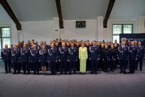uczestnicy uroczystego ślubowania