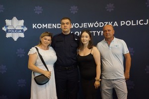 uczestnicy uroczystego ślubowania