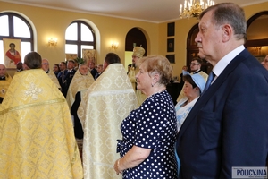 Uczestnicy nabożeństwa z duchownymi
