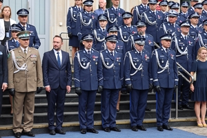 uczestnicy uroczystości z okazji Święta policji w KGP