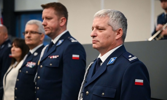 Policjanci w trakcie uroczystości.