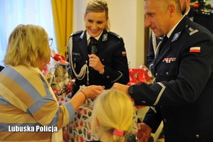 Pozostaną w pamięci na zawsze - Przedświąteczne spotkanie z rodzinami poległych policjantów