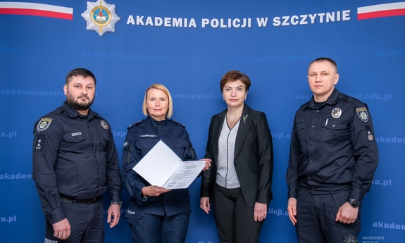 Przedstawiciele ukraińskiego Ministerstwa Spraw Wewnętrznych oraz Narodowej Policji Ukrainy oraz komendant-rektor Akademii Policji w Szczytnie.