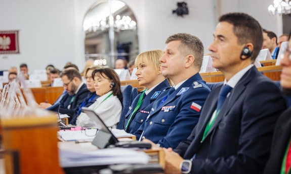 Delegacja polskiej Policji podczas spotkania Grupy ds. Wspólnej Kontroli Parlamentarnej Europolu (GWKP) w Senacie RP.