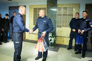 wizyta uczniów w komendzie głównej policji.