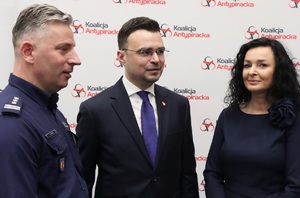 uczestnicy uroczystości wręczenie Złotych Blach.