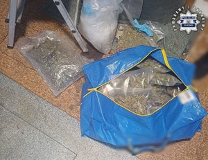 Na zdjęciu zabezpieczone narkotyki.