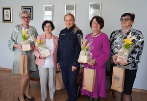 Komendant Wojewódzki Policji w Opolu inspektor Magdalena Nguyen-Fudala spotkała się z podopiecznymi Fundacji Pomocy Wdowom i Sierotom po Poległych Policjantach z województwa opolskiego.