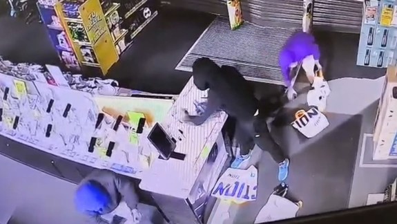 kadr z nagrania z kradzieży.