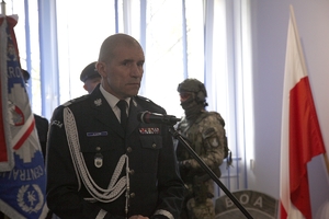 Na zdjęciu nadinsp. Roman Kuster I Zastępca Komendanta Głównego Policji podczas przemowy.