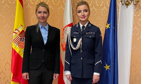 mł. insp. Monika Sokołowska i Chargé d’affaires a.i. Monika Krzepkowska.