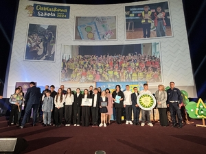 Uczestnicy Gali Finałowej Ogólnopolskiego Konkursu „Odblaskowa Szkoła” 2024.