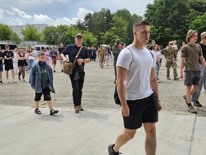 Uczestnicy dnia otwartego w CPKP BOA.