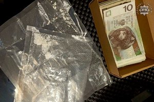 Zabezpieczone banknoty i środki.