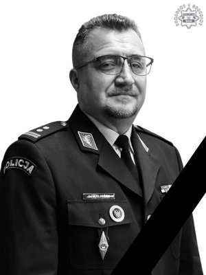 Komendant Komendy Powiatowej Policji w Bieruniu młodszy inspektor Dariusz Waligóra.