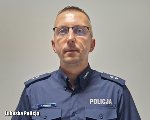 policjant.