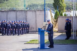 Na zdjęciu policjanci