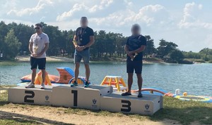 Zwycięzcy na podium.