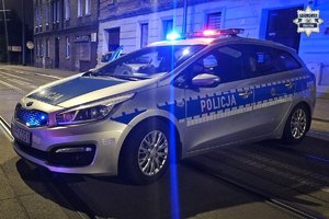 Policyjny radiowóz.