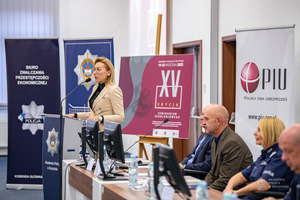 Seminarium naukowo-praktyczne.