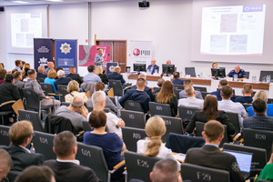 Seminarium naukowo-praktyczne.