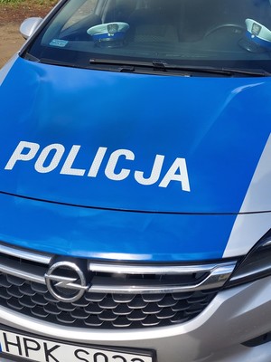 Maska policyjnego radiowozu.
