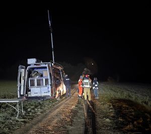 Służby w miejscu poszukiwań zaginionego.