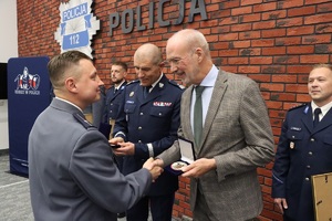 Uroczystość wręczenia podziękowań.