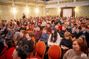 Uczestnicy inauguracji kolejnej odsłony akcji #ZnamTeNumery.