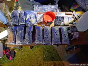 zabezpieczone narkotyki.