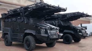 Zdjęcia przedstawia pojazdy typu Lekki Transporter Opancerzony TUR VI