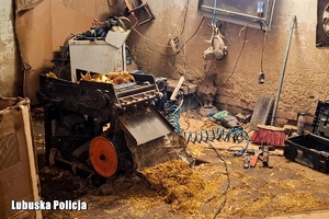 Maszyna do cięcia tytoniu.