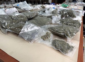 zabezpieczone narkotyki.