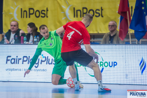 rozgrywki piłkarskie .