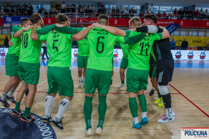 rozgrywki piłkarskie .