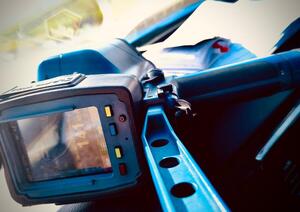 Ręczny miernik prędkości.