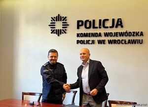 Podpisanie umowy na budowę nowej siedziby KPP w Trzebnicy.