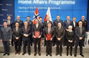 Spotkanie w sprawie podpisania umowy na uruchomienie programu "Sprawy Wewnętrzne".