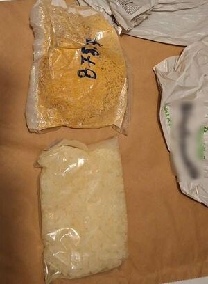 Narkotyki w workach plastikowych.