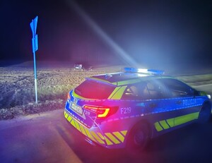 Policyjny radiowóz.