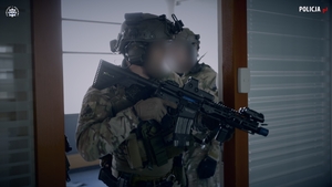 Funkcjonariusze podczas międzynarodowych warsztatów kontrterrorystycznych w Warszawie.