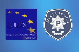 Logo misji EULEX i Szkoły Policji w Słupsku.