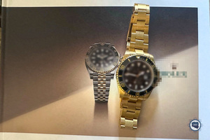 Zabezpieczone dwa zegarki.