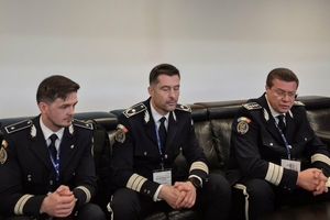 Uczestnicy spotkania delegacji rumuńskiej Policji oraz polskich policjantów.