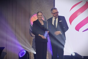 Pani Generał podczas wręczenia wyróżnienia