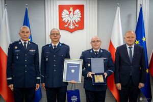 Uroczyste spotkanie Ministra SWiA i I Zastępcy Komendanta Głównego Policji z laureatami konkursu "Policjant, który mi pomógł" i ich przełożonymi.